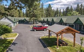 Green Gables Motel & Suites